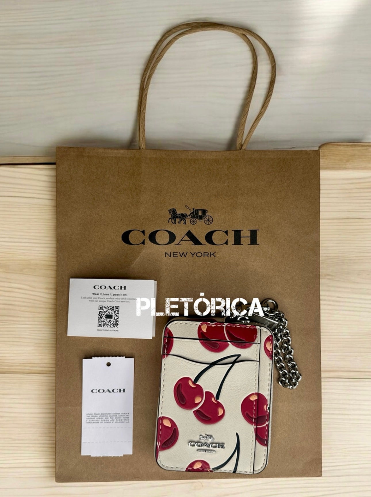 Monedero / Tarjetero Coach Estampado De Cerezas